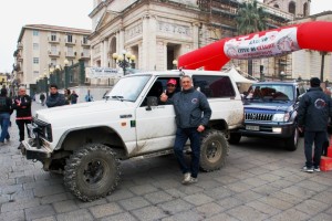 Il presidente Alfio Tracea alla partenza (001)