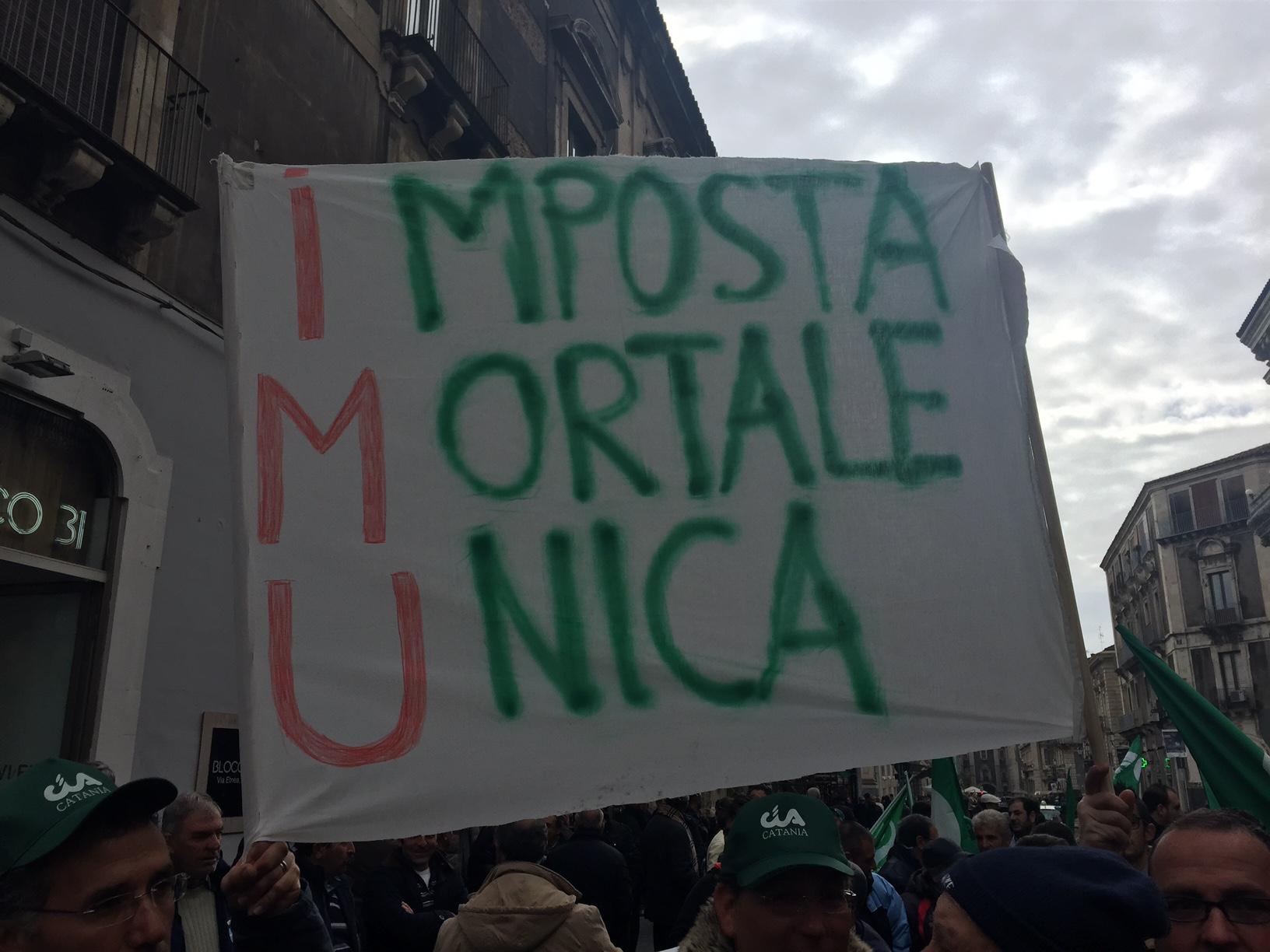 Catania: contro l’Imu agricola partecipata manifestazione di protesta