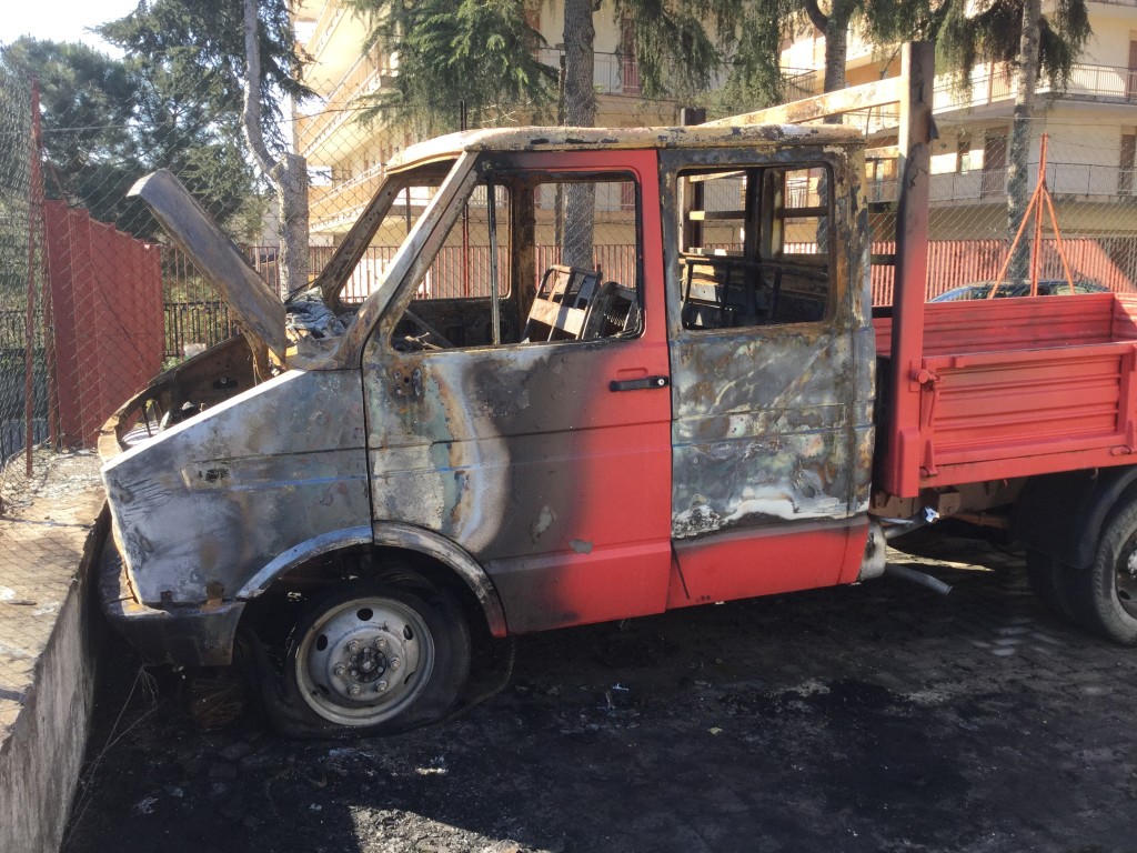 Giarre attentato incendiario. Nel mirino impresa edile VD