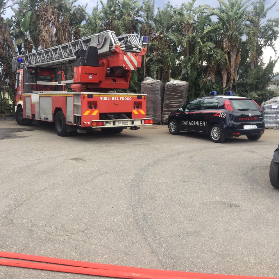 Incendio in una serra a Santa Venerina. Danni ingenti VD