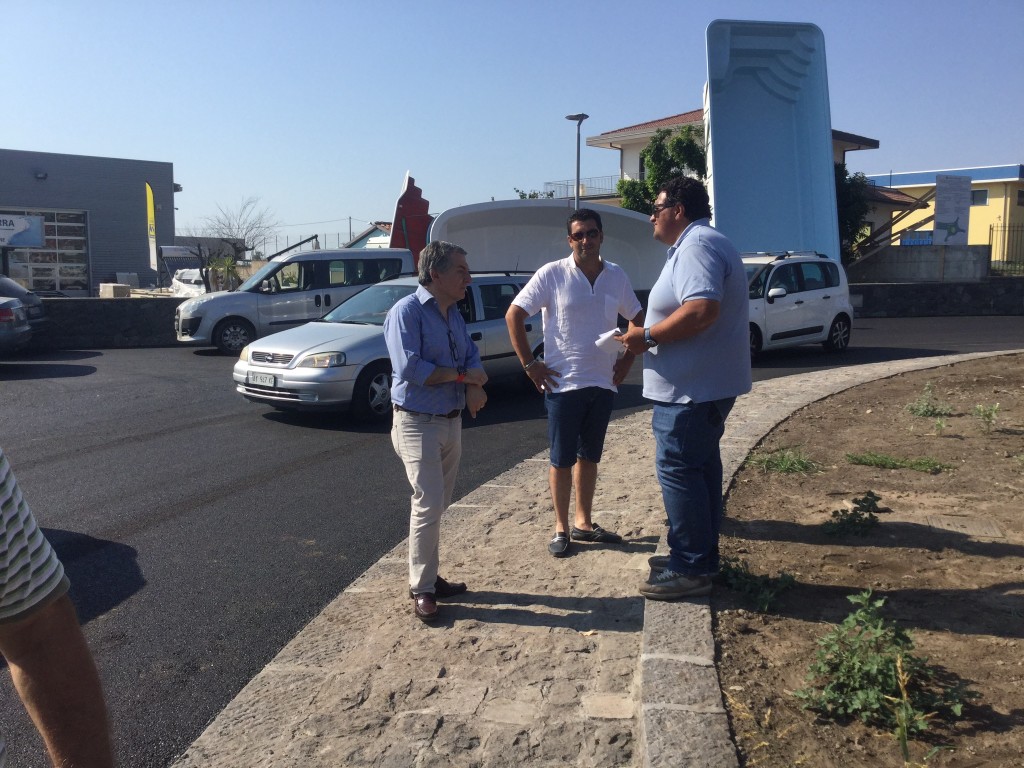 Giarre, aperta al traffico rotatoria Trepunti