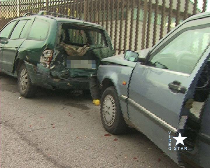 Biancavilla, incidente tra due auto: tre feriti, costole fratturate per 87enne