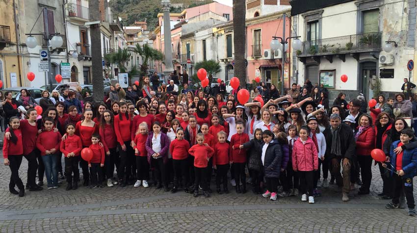 Calatabiano: flash-mob contro la violenza sulle donne