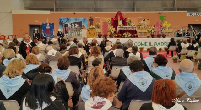 Giarre, pellegrini da tutta la Sicilia per il Raduno interdiocesano dei Gruppi di Preghiera di San Pio