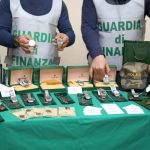 Catania: tarocco on line, sequestrati falsi rolex venduti su facebook. Denunciato catanese