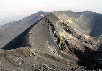 Parco dell’Etna, spot Vodafone: silurato il direttore