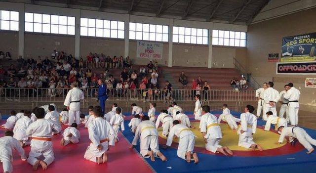 Giarre, Judo: passaggio cinture alla Meetings Sport, con padrini d’eccezione i campioni di lotta Olimpica