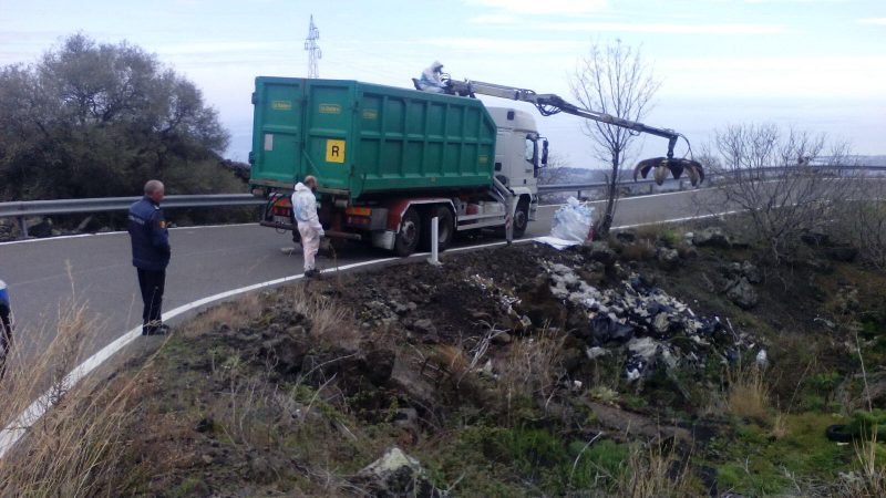 Mascali, proseguono gli interventi di bonifica e rimozione micro discariche