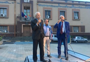 Mascali, Biagio Susinni: “Celebrato il funerale” ma la piazza era vuota