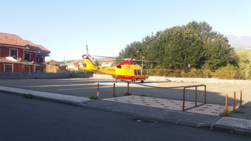 Mascali, pedone falciato da auto in via Immacolata: interviene elisoccorso VD