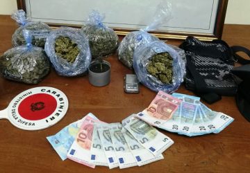 Riposto, colpo grosso dei Cc, sequestrati 600 grammi di marijuana: un arresto