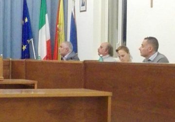 Santa Venerina, Consiglio comunale: l'opposizione mette in guardia da operazioni immobiliari di "favore"