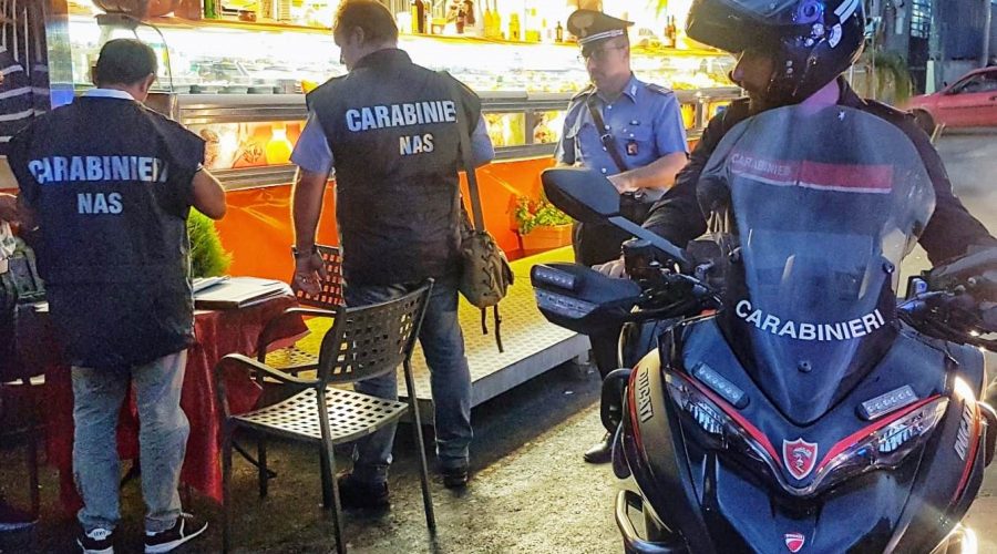 “Street Food”: 1 acese, 1 giarrese e 2 catanesi denunciati. Scoperti lavoratori in nero e cibi in cattivo stato