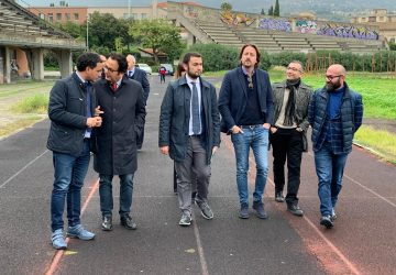 Giarre, sopralluogo nello stadio di atletica. L'assessore regionale allo Sport Messina: "Occorre con urgenza la progettualità" VIDEO INTERVISTA