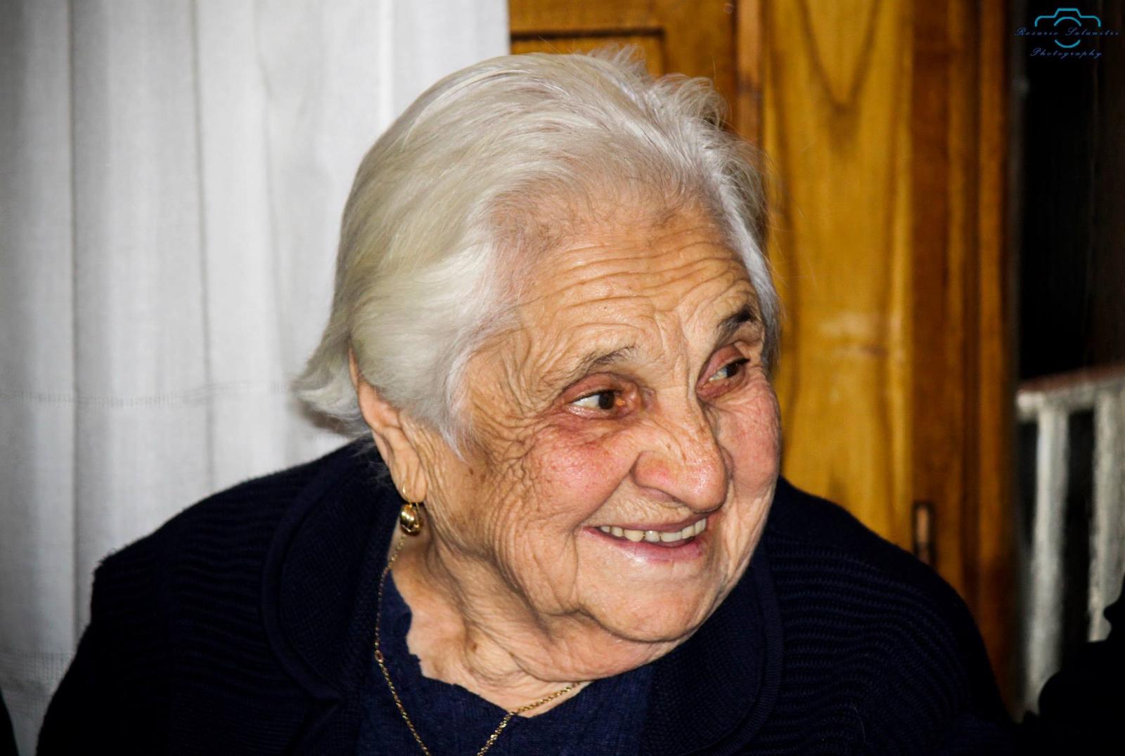 Si è spenta la nonnina di Sant’Alfio: 103 anni. Era la più longeva del paese etneo