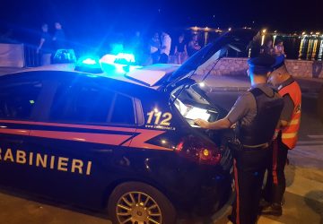 Giardini Naxos, controlli a tappeto dei carabinieri: arrestata spacciatrice di cocaina