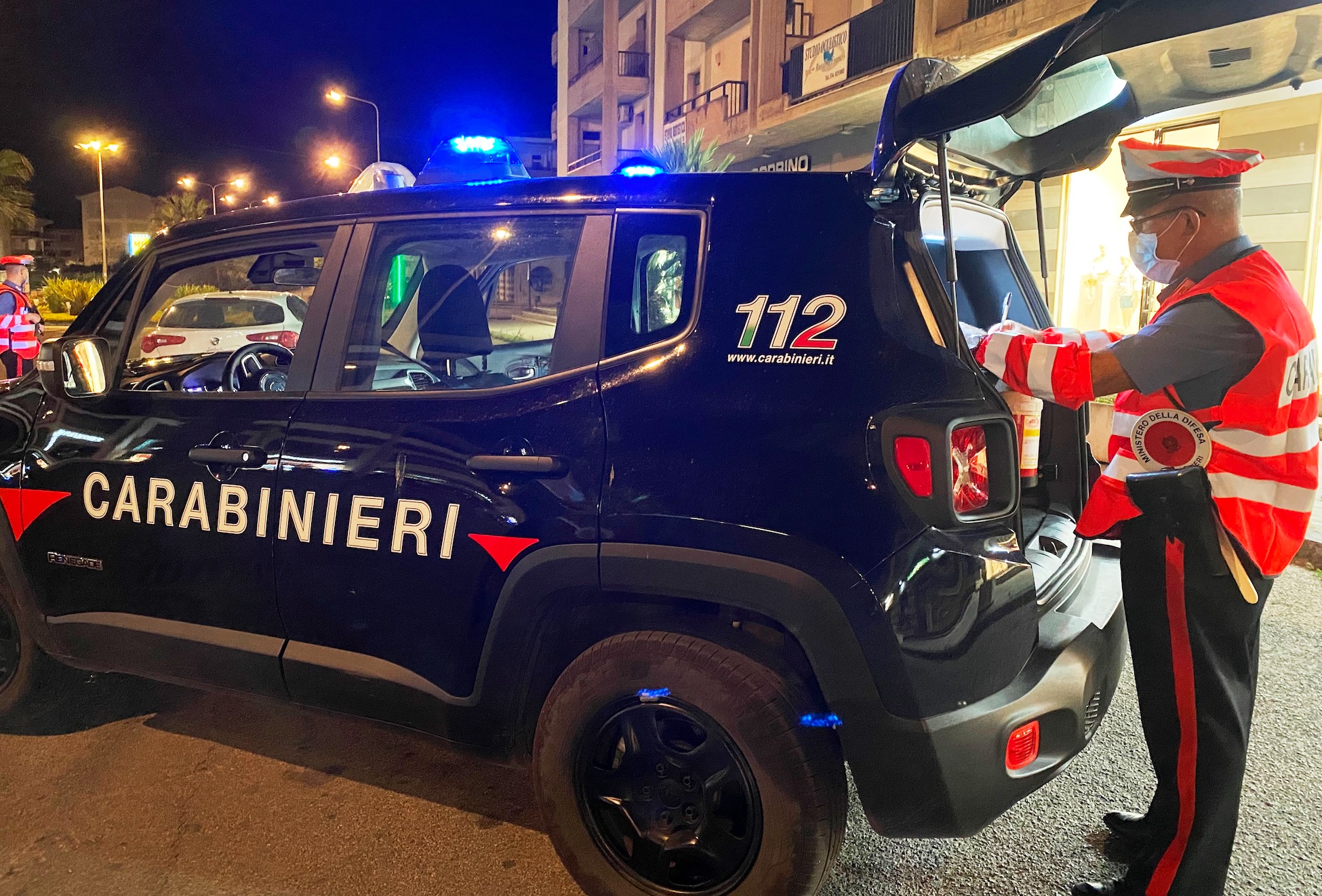 Caltagirone, controlli su strade e locali pubblici