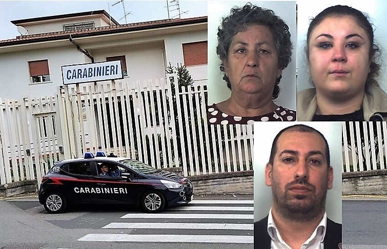 Acireale, rapinano in casa una coppia di anziani: arrestati