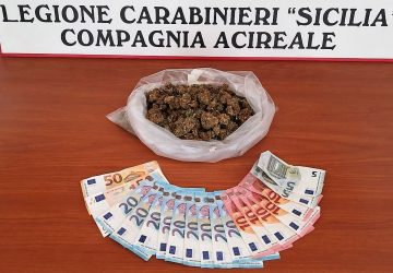 Scambiato per rapinatore era, invece, un pusher con il reddito di cittadinanza: arrestato