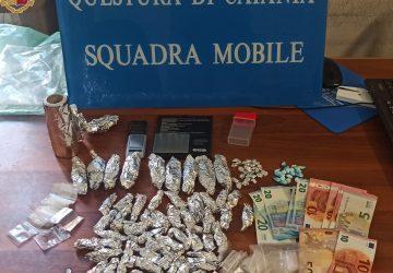 Spacciano marijuana, crack e cocaina: in manette due fratelli grazie anche alle segnalazioni dei cittadini