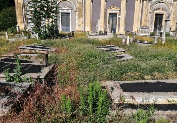 Giarre, degrado cimitero: amministrazione corre ai ripari