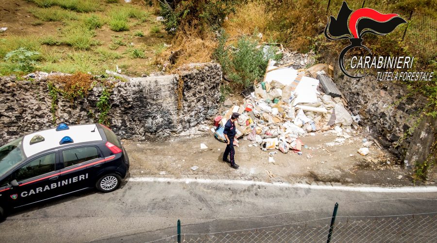 Catania, lotta all’abbandono di rifiuti a bordo strada: denunciate 9 persone riconducibili a quattro imprese