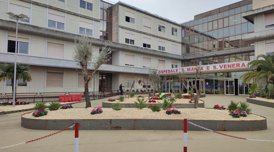 Ospedale di Acireale, attivati quattro posti letto di UTIC. Presto saranno 8