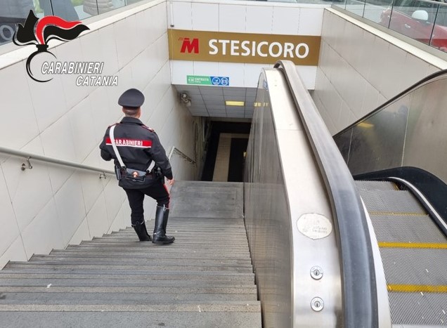 “Escandescenze” sulla metro: arrestato dai Carabinieri