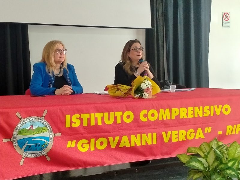 Riposto, Catena Fiorello ospite dell’Istituto Comprensivo “Giovanni Verga”