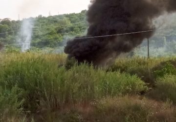 Giarre, ancora un rogo doloso nel greto del torrente Macchia