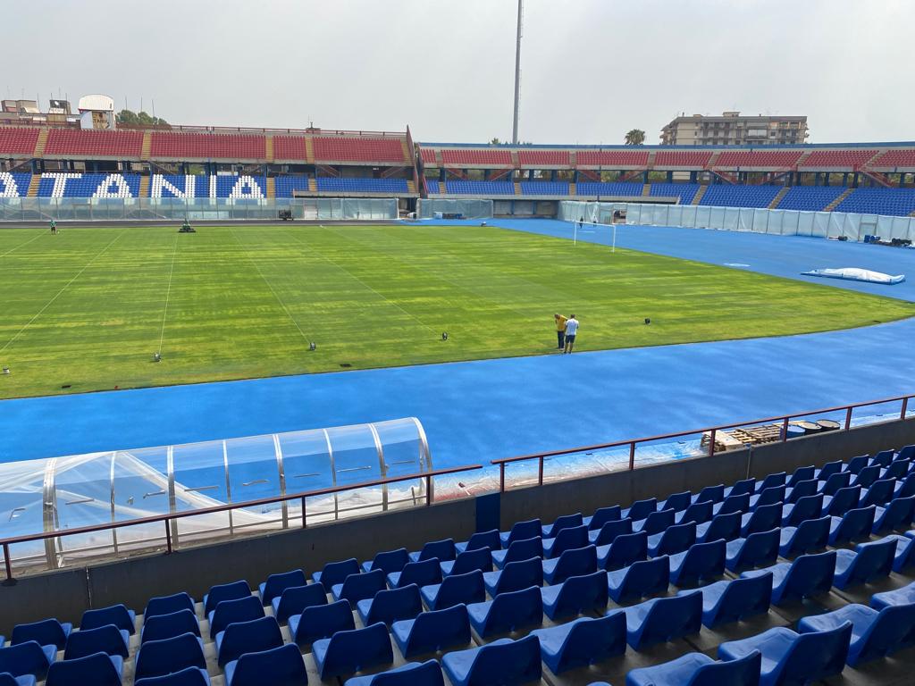 Catania, stadio Massimino, ultime rifiniture