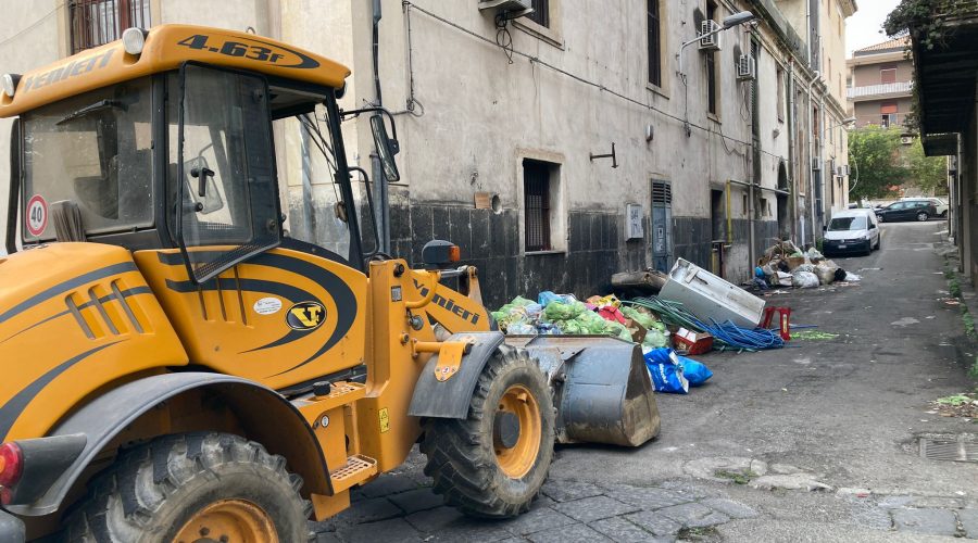 Giarre, bonificata area di via Giammona: rimossa una maxi discarica