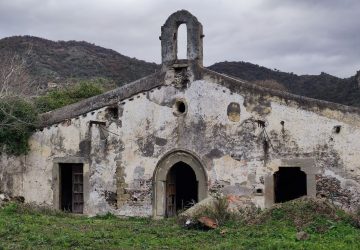 Pirografia chiesetta montagna