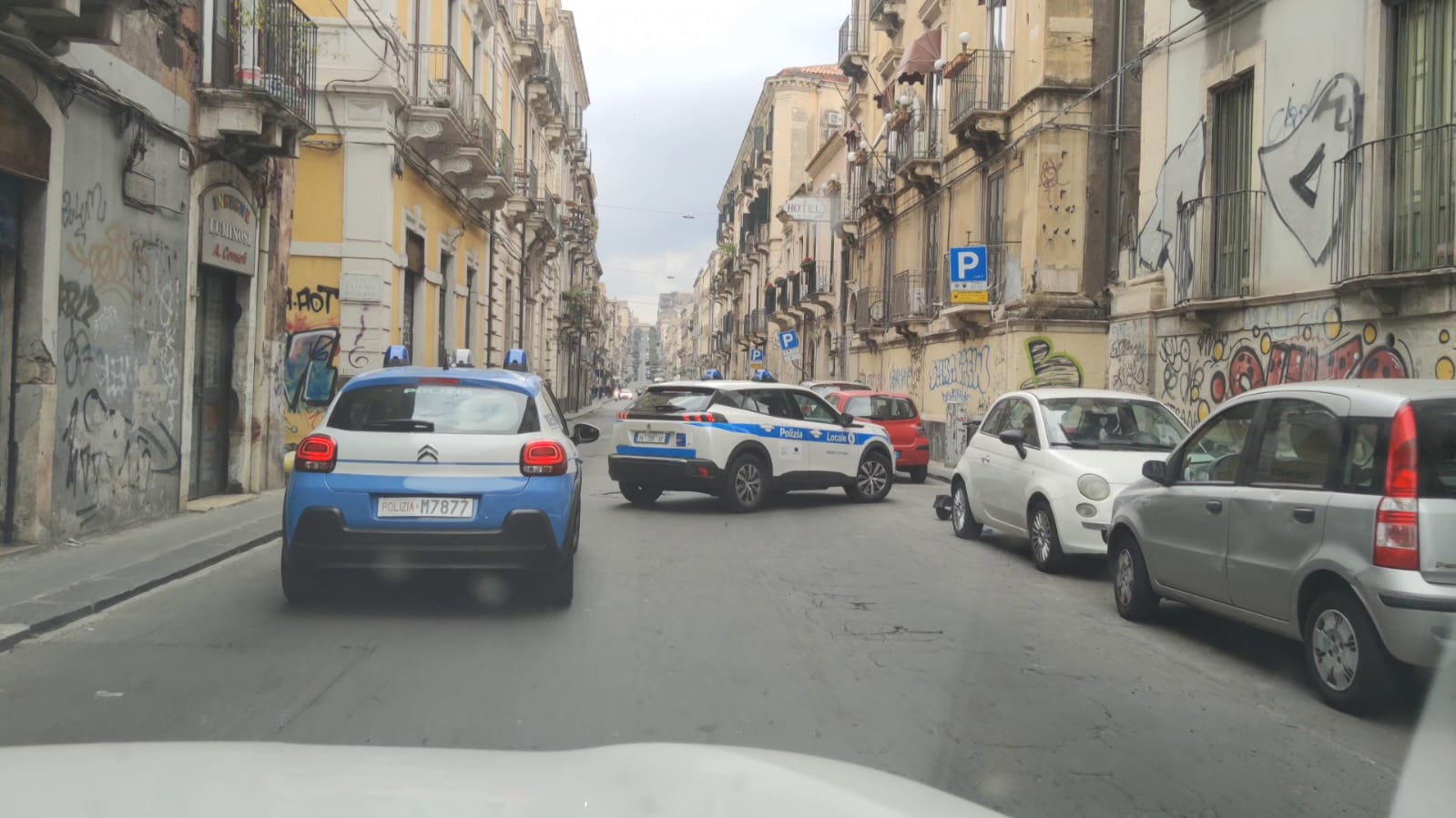 Controlli serrati della Polizia a San Berillo