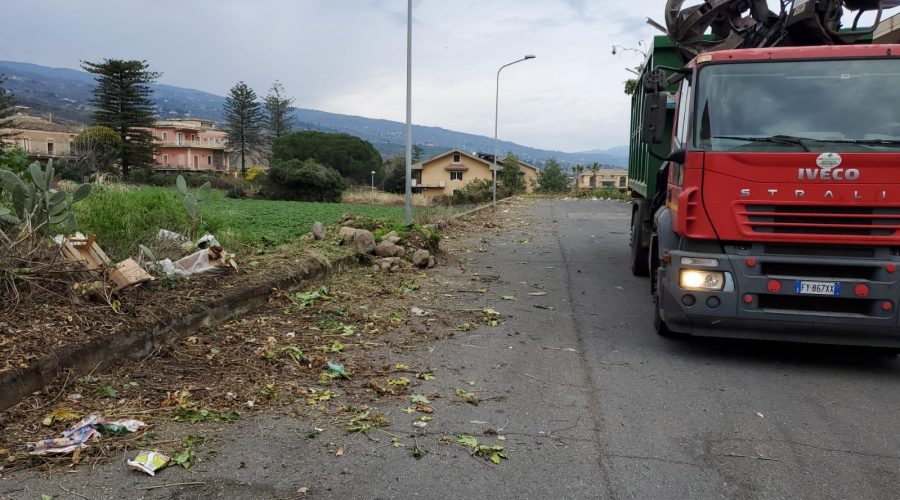 Giarre, proseguono le bonifiche delle aree degradate: interventi in via Mercurio