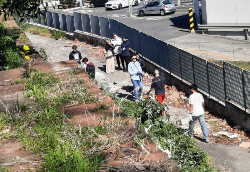 Giarre e Riposto, Nuove Voci a lavoro per ripulire due ville