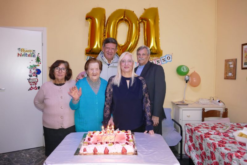 Giarre, festeggiati i 101 anni di nonna Vincenza