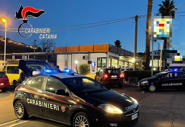 I Carabinieri arrestano un 45enne beccato a “sconfinare”