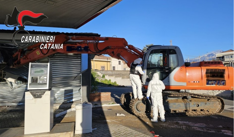 Sventato dai Carabinieri un furto con “spaccata” al distributore di carburante