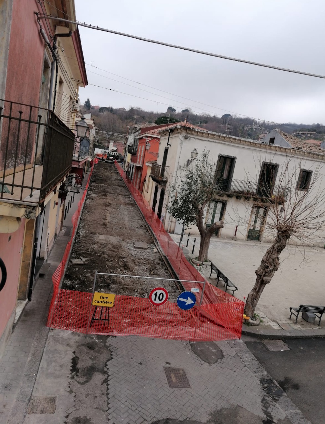 A Puntalazzo arrivano il metano, la fibra ottica e la nuova pavimentazione in via Umberto I