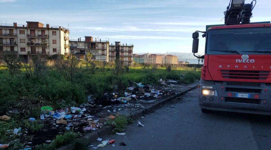 Giarre, al via la bonifica delle macro discariche nel rione Jungo