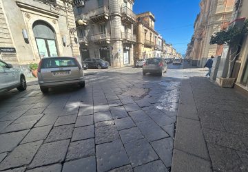 Giarre, segnaletica orizzontale sbiadita in troppe strade. L'allarme di Cgil e Auser