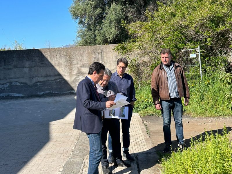 Giarre, al cimitero si preparano loculi in moduli prefabbricati. L’assessore Raciti: “Non siamo in cerca di visibilità” VD