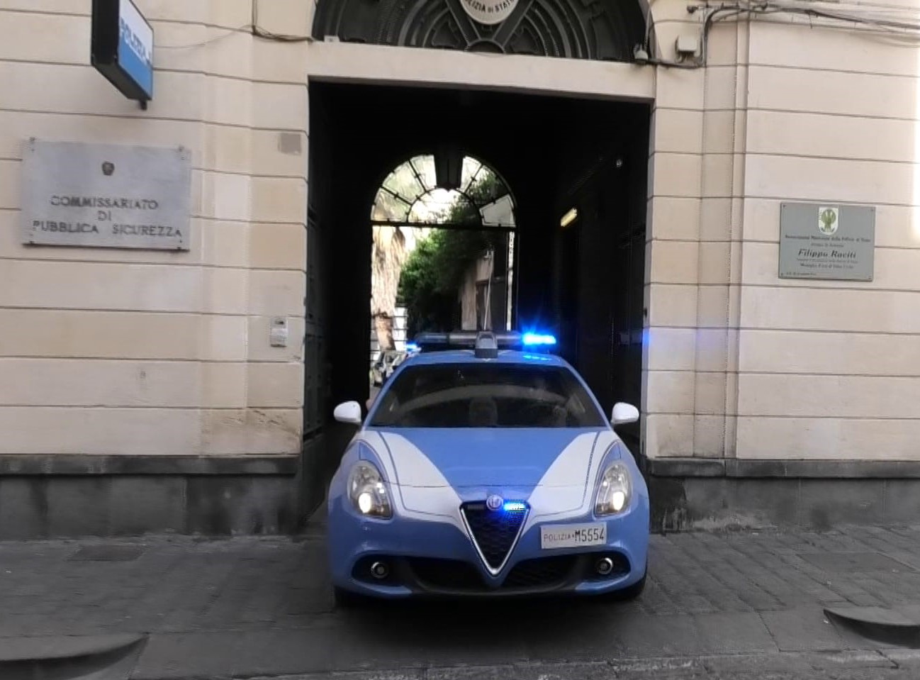 Acireale, controlli serrati in diversi locali pubblici