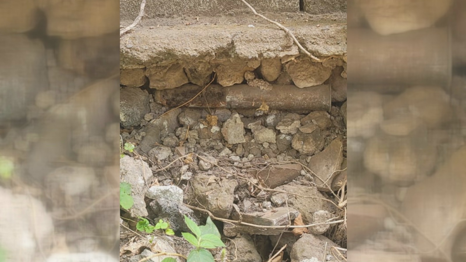 Quattro residuati bellici nel giardino di un asilo ad Acireale