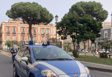 Furto nell'ex ospedale Vittorio Emanuele: due arresti