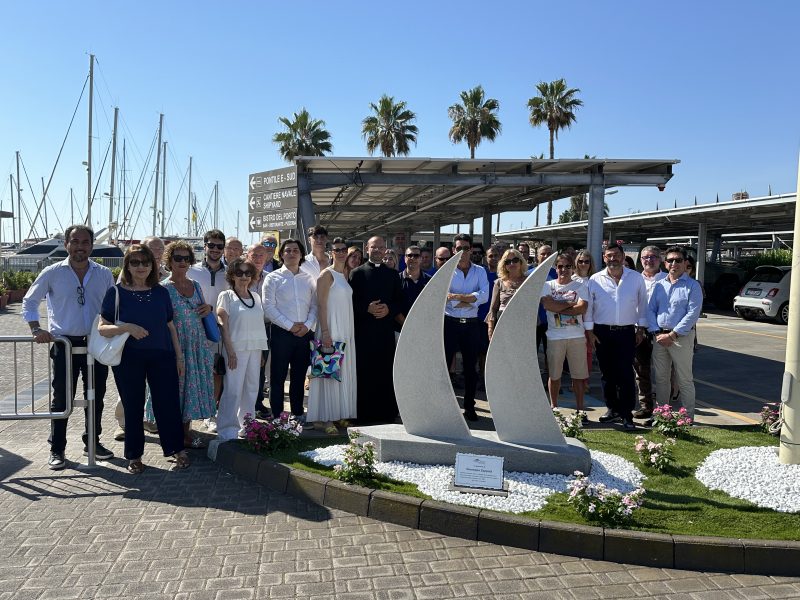 Inaugurato al Marina di Riposto monumento dedicato alla memoria di Pippo Zappalà