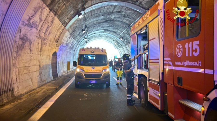 A18, incidente tra Giardini Naxos e Taormina