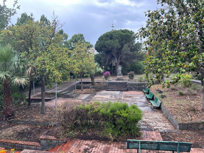 Giarre, odissea al Parco giardino di Macchia per un disabile