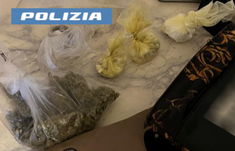 Cocaina e marijuana in casa, 21enne arrestato in flagranza VIDEO